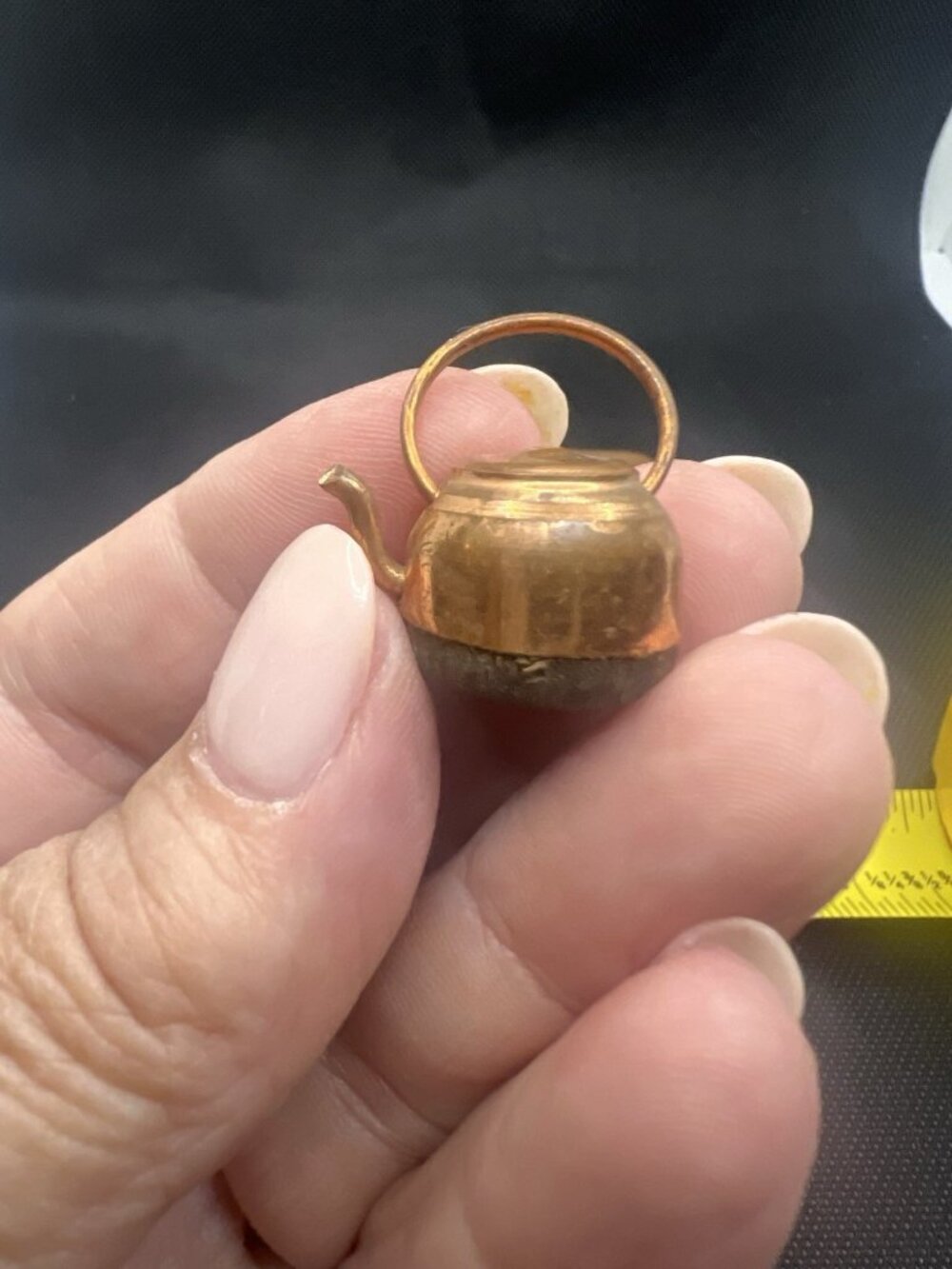 Vintage Copper Mini Kettle 1.5” D and Dollhouse Size Mini Kettle .5” D Teapots - Picture 8 of 12